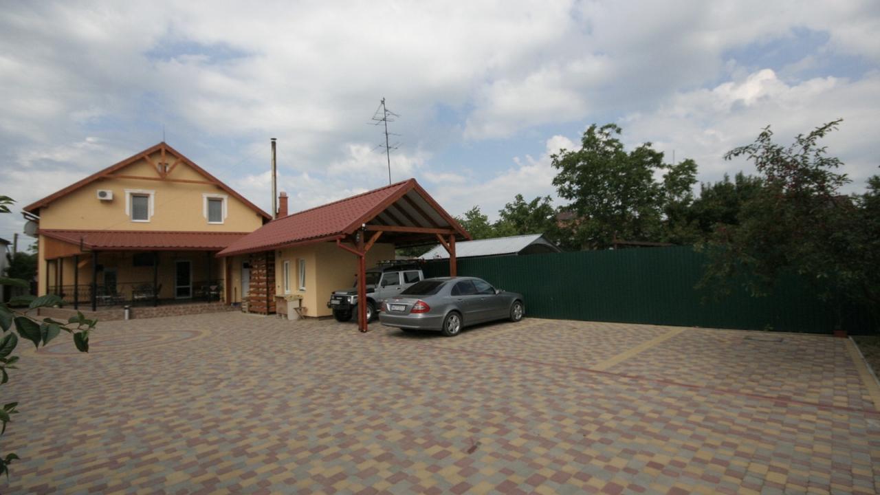 Міні Готель Вілла Вікторія Berehove  Exterior foto