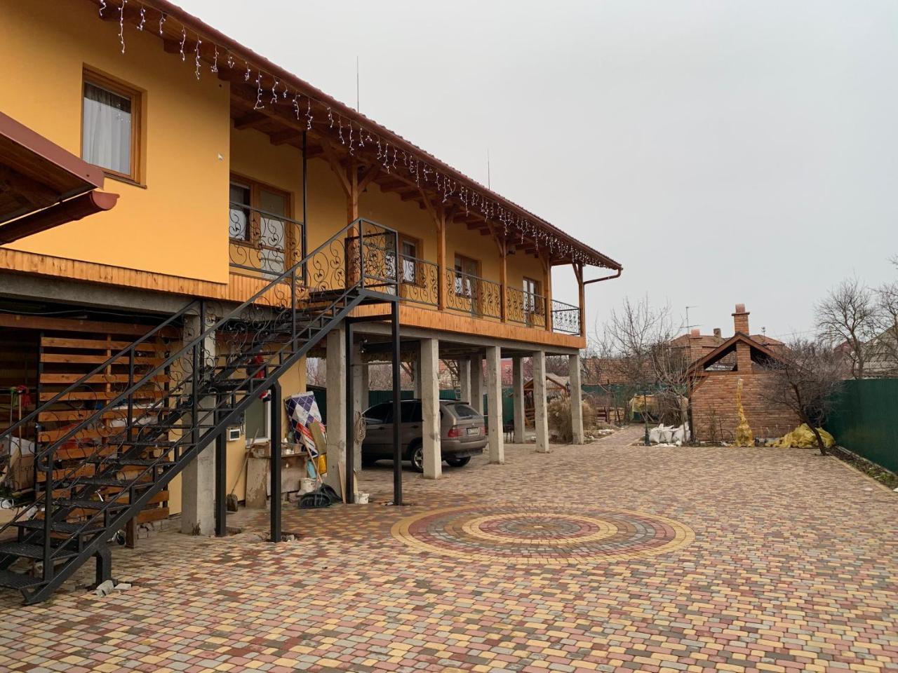Міні Готель Вілла Вікторія Berehove  Exterior foto