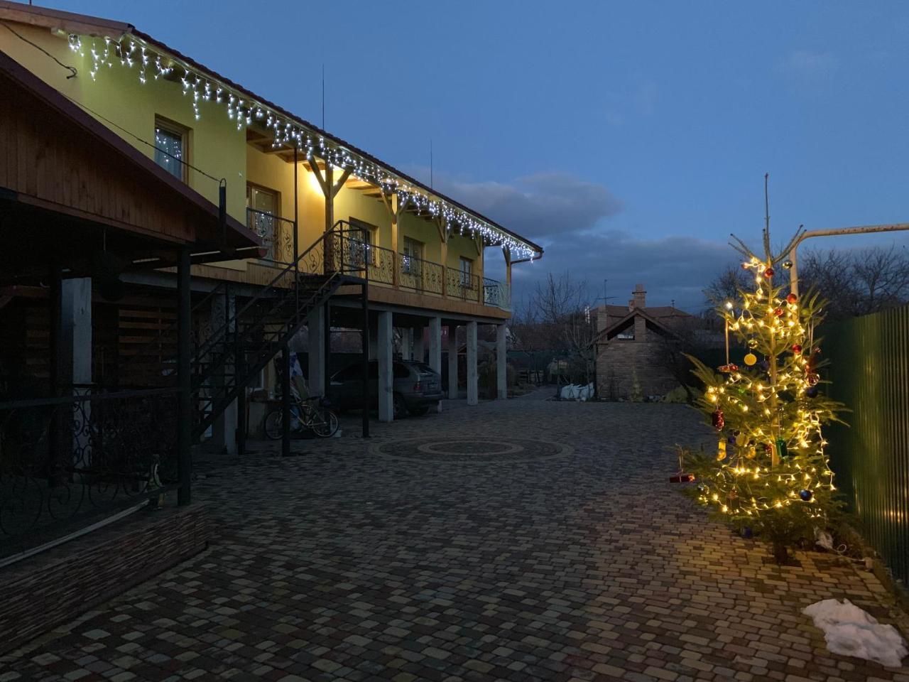 Міні Готель Вілла Вікторія Berehove  Exterior foto
